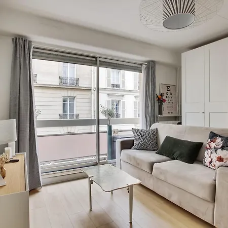 Le Modernisme - Logement Charmant Au 17E Paris